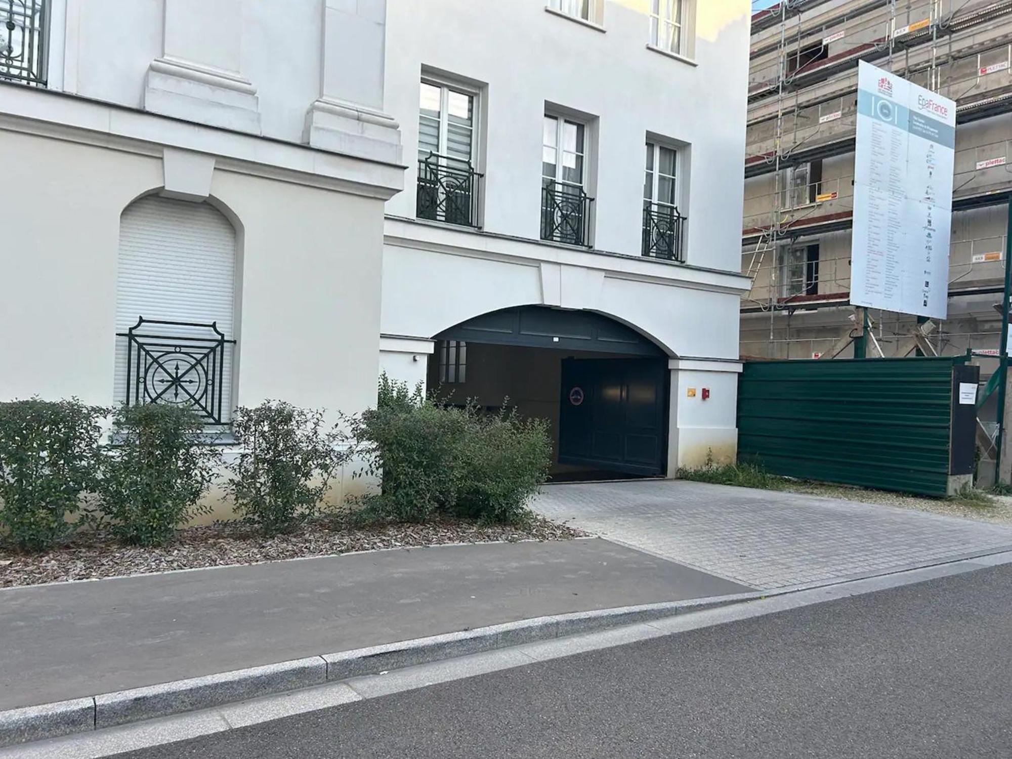 Le Cartier Appt F3, 7Mn Disneyland, Parking,Terrace سيري المظهر الخارجي الصورة