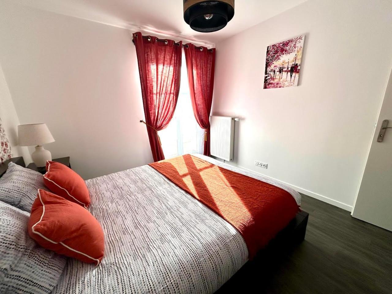 Le Cartier Appt F3, 7Mn Disneyland, Parking,Terrace سيري المظهر الخارجي الصورة
